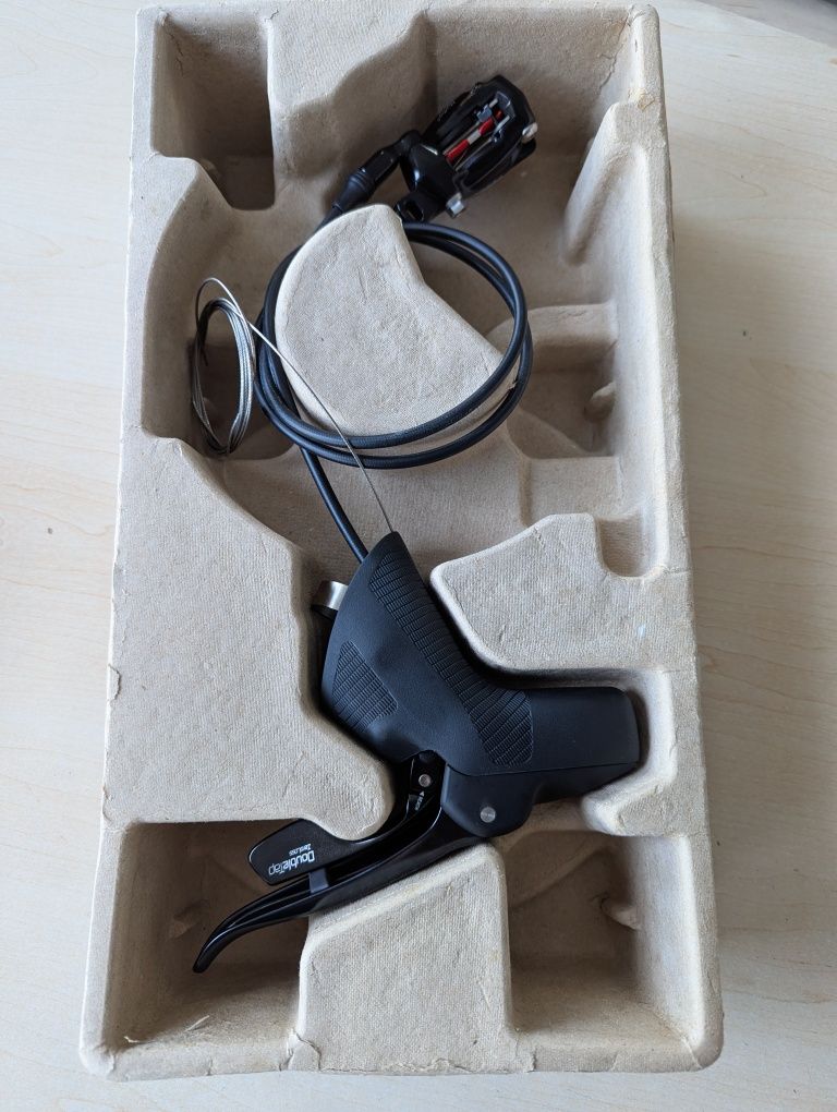 Komplet SRAM S700 Klamkomanetki szosowe 2x10S hydrauliczna