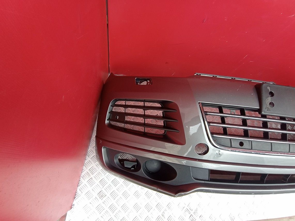 Бампер передній Volkswagen Touareg NF 7P6807221C Туарег НФ передний