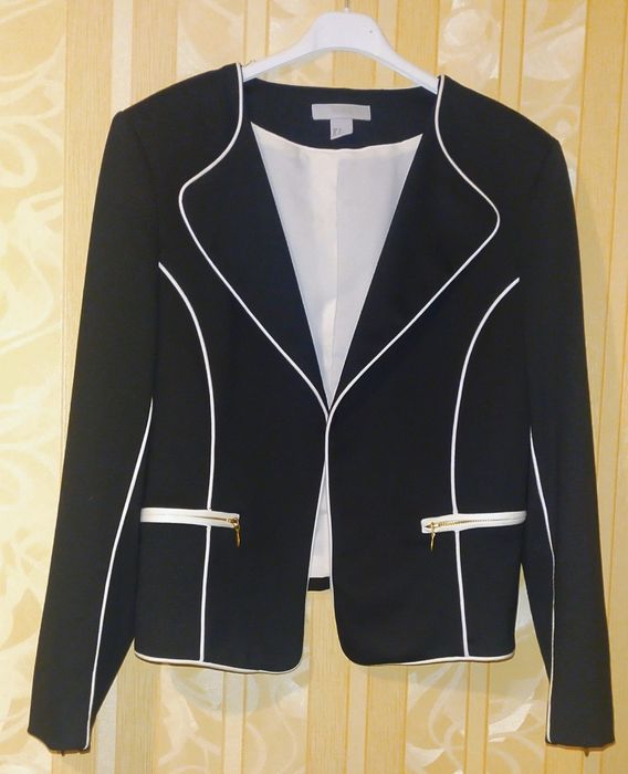 Піджак жіночий елегантний