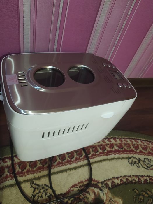 Продам хлібопічку Vimar