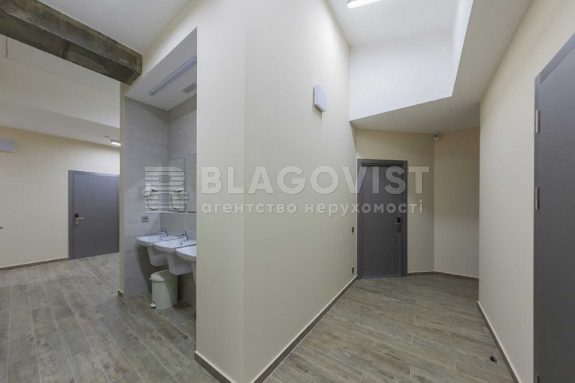 Щекавицька,30/39  нежитлове приміщення 225кв.м. Готель hostel  Поділ
