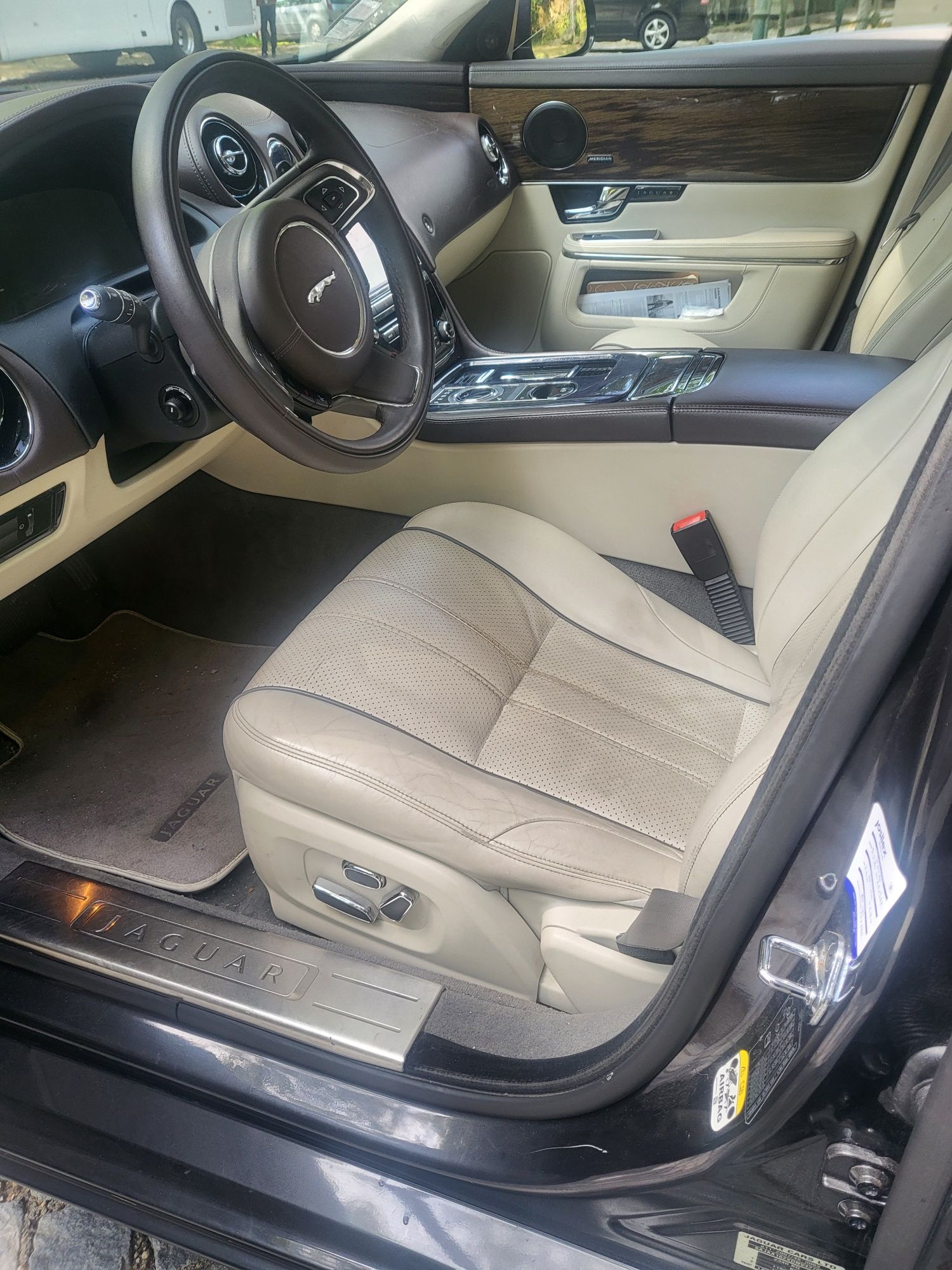Aceito promuta casa ou terreno JAGUAR XJ ANO 2013