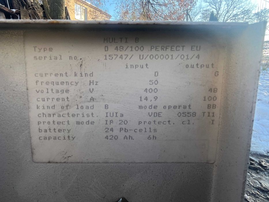 prostownik ładowarka 48V do wózka widłowego baterii trakcyjnej