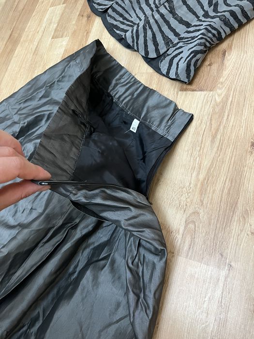 Garsonka komplet spódnica i kamizelka damska M