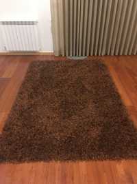3 Carpetes castanhas pêlo médio