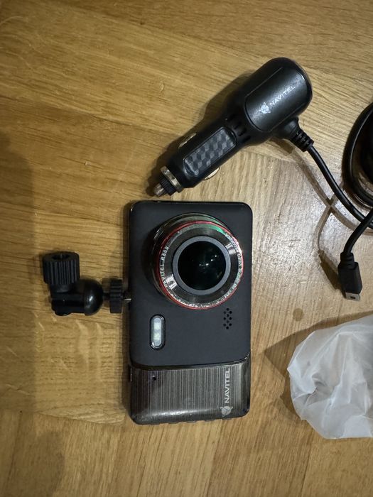 Kamerka samochodowa NAVITEL zestaw