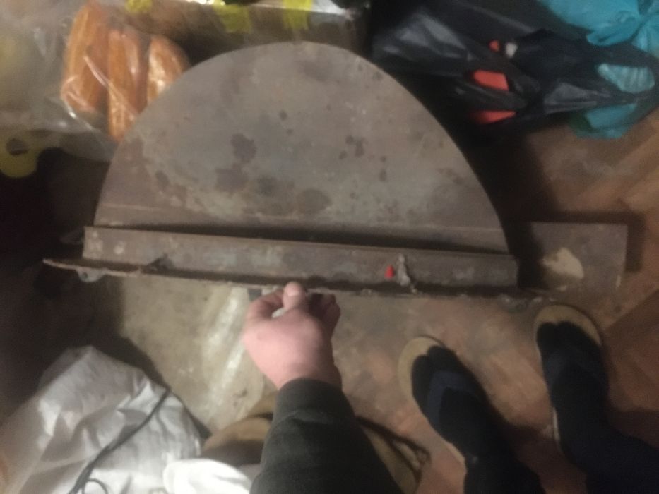 Продам чугунные дверцы для руской/помпепейской печи, печного комплекса