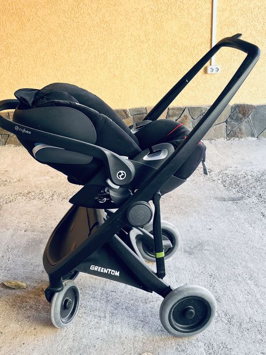 Автокрісло Cybex Cloud Z i-Size Ferrari Victory Black