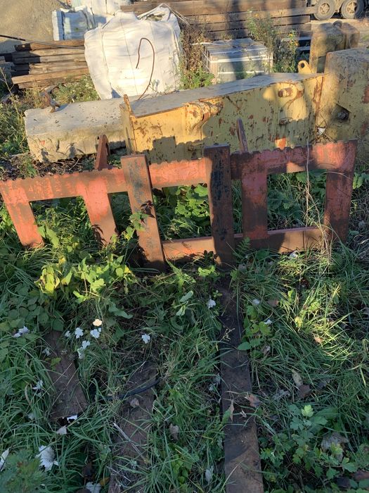 Екскаватор навантажувач komatsu wb98a 2003 року