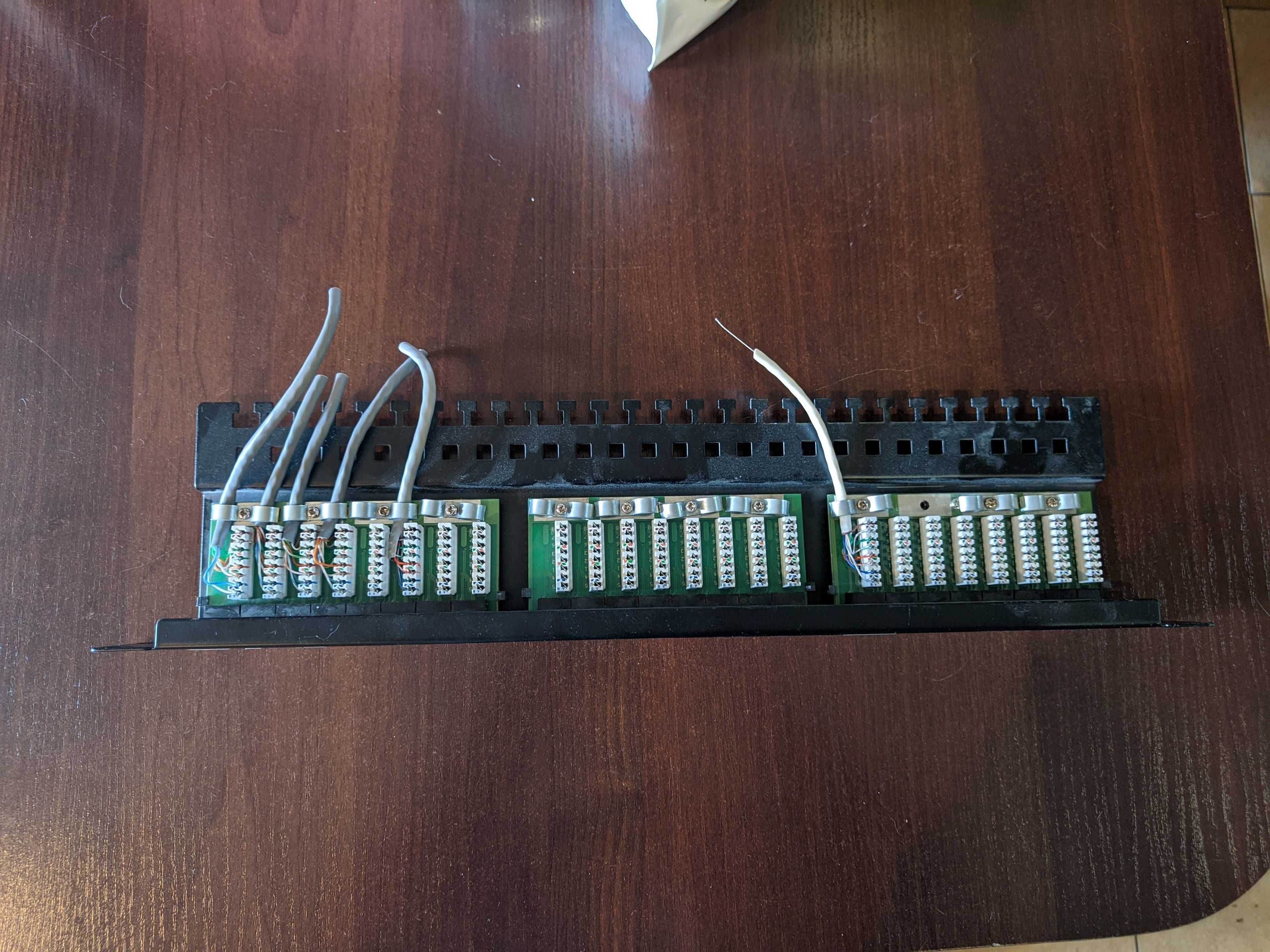 sprzedam patch panel 24 porty