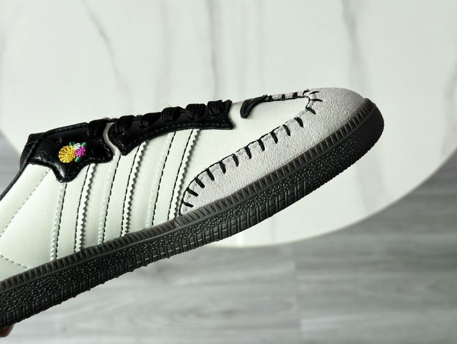 Adidas Samba OG "Dia dos Mortos - Branco"