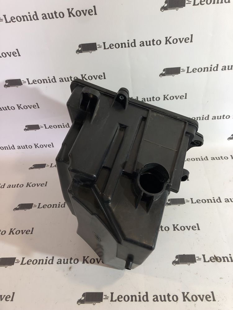 Короб, корпус для запобіжників під капот Renault Master 3, Opel Movano
