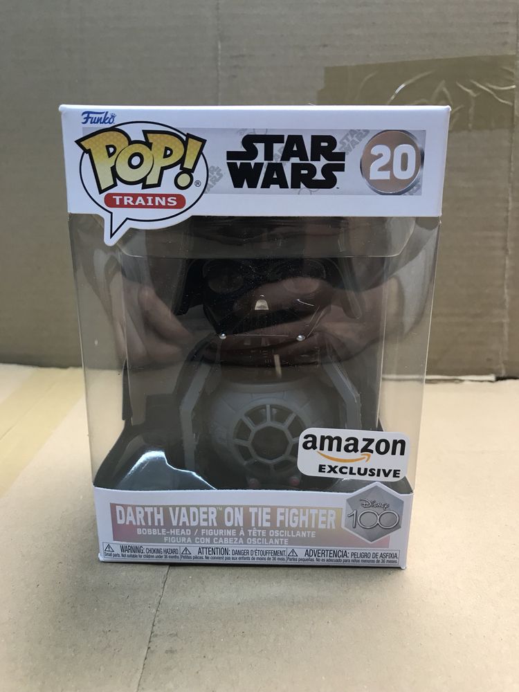 Funko Pop! Trains. Star Wars : Vader on Tie Fighter . 20