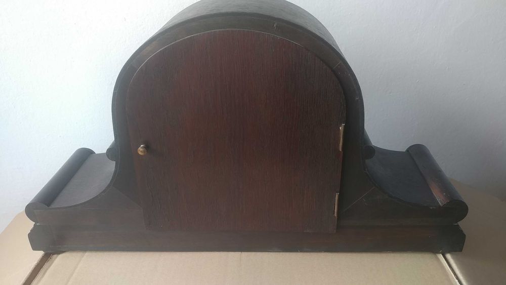 Junghans настільний годинник