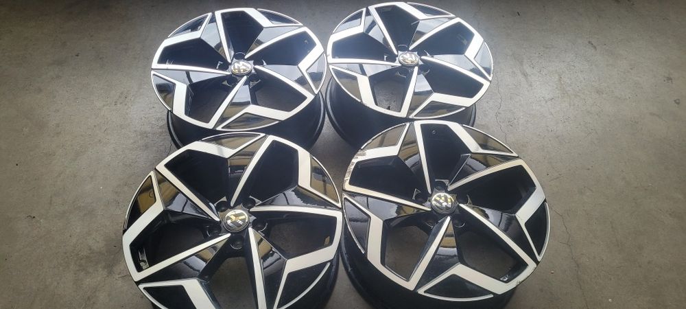 Oryginalne felgi VW 19  5x112 polecam