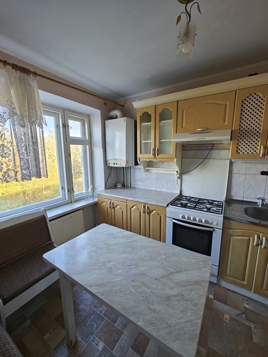 Оренда 3 к. Індивідуальне опалення. Новий Світ