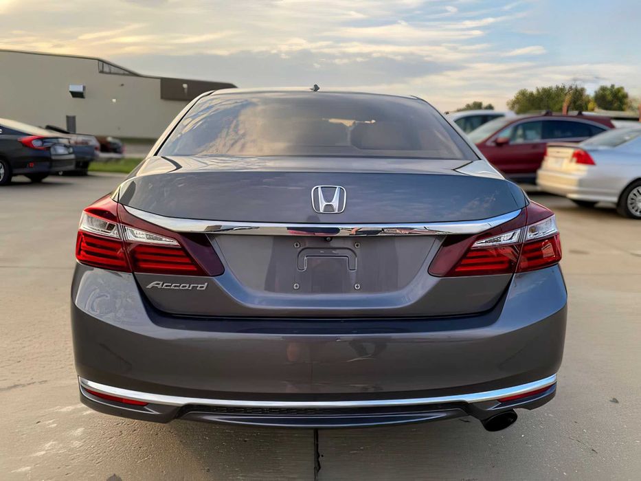 Honda Accord      2017