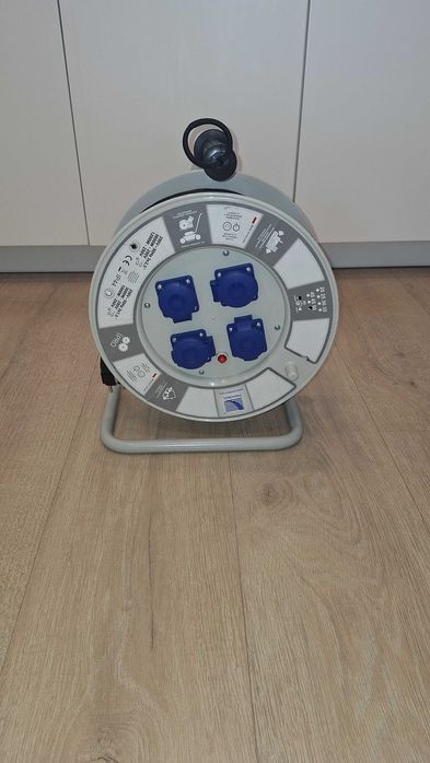 Przedłużacz bębnowy budowlany gruby Pawbol 50m 3x2,5