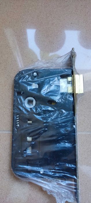 Fechadura de embutir - URFIC