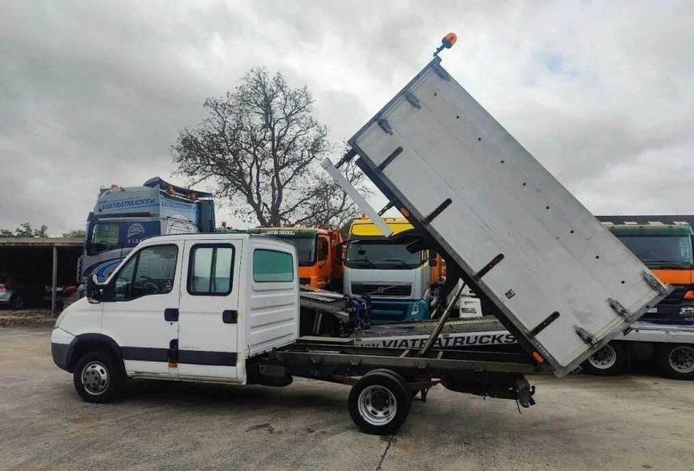 Новий самоскидний кузов на бус  або шассі.