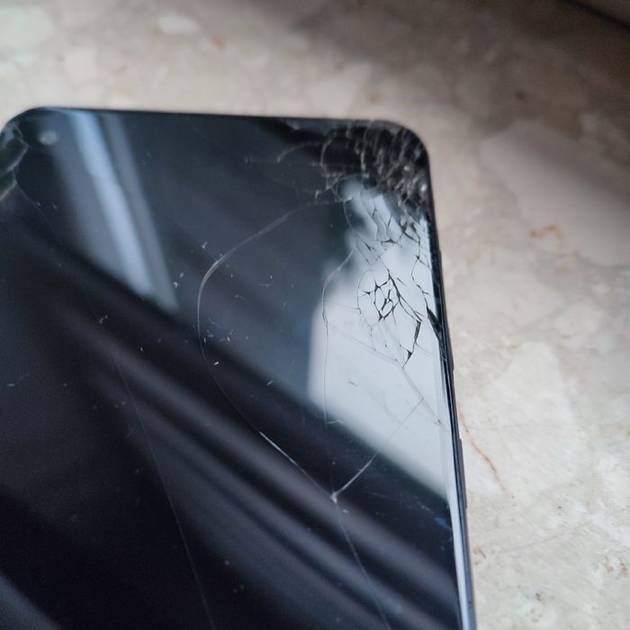 Samsung Galaxy A21s uszkodzony wyświetlacz