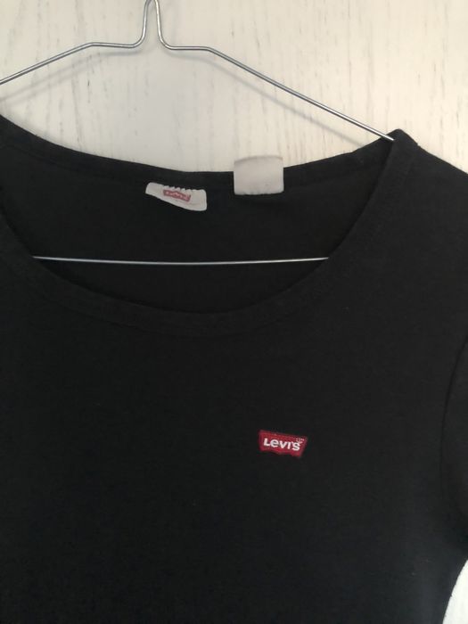 Czarna bawelniana kosxulka levis damska w bdb stanie super modna