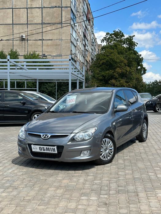 Продам Hyundai i30 2008 рік можлива розстрочка,кредит,обмін!