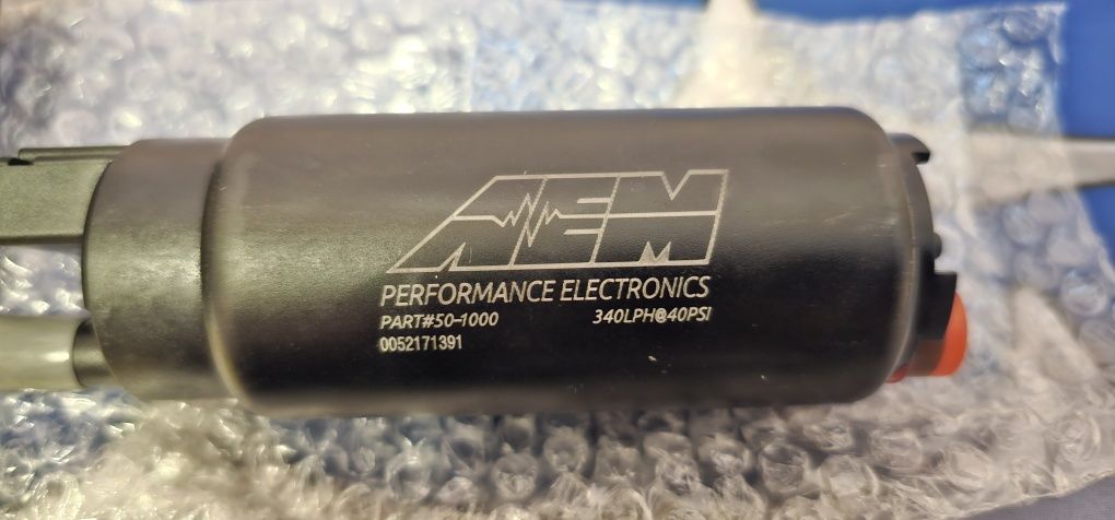 Паливний насос AEM 50-1000 (оригінал)