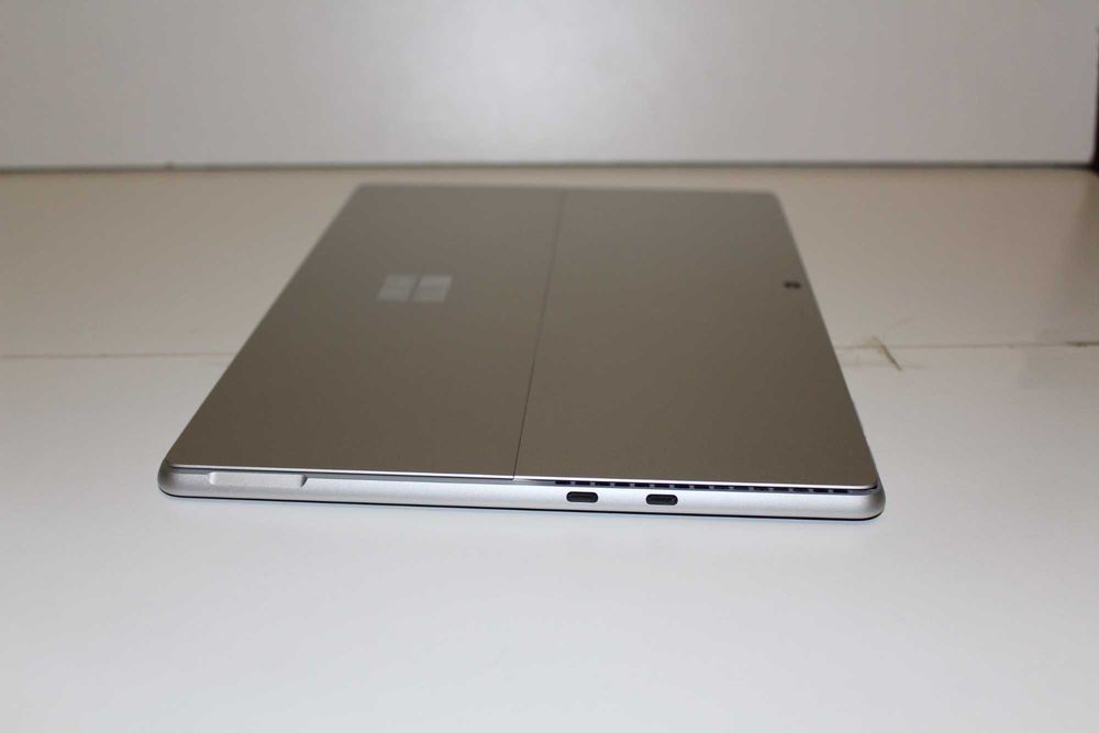 Microsoft Surface Pro 9 i5/16Gb/128Gb/1Tb