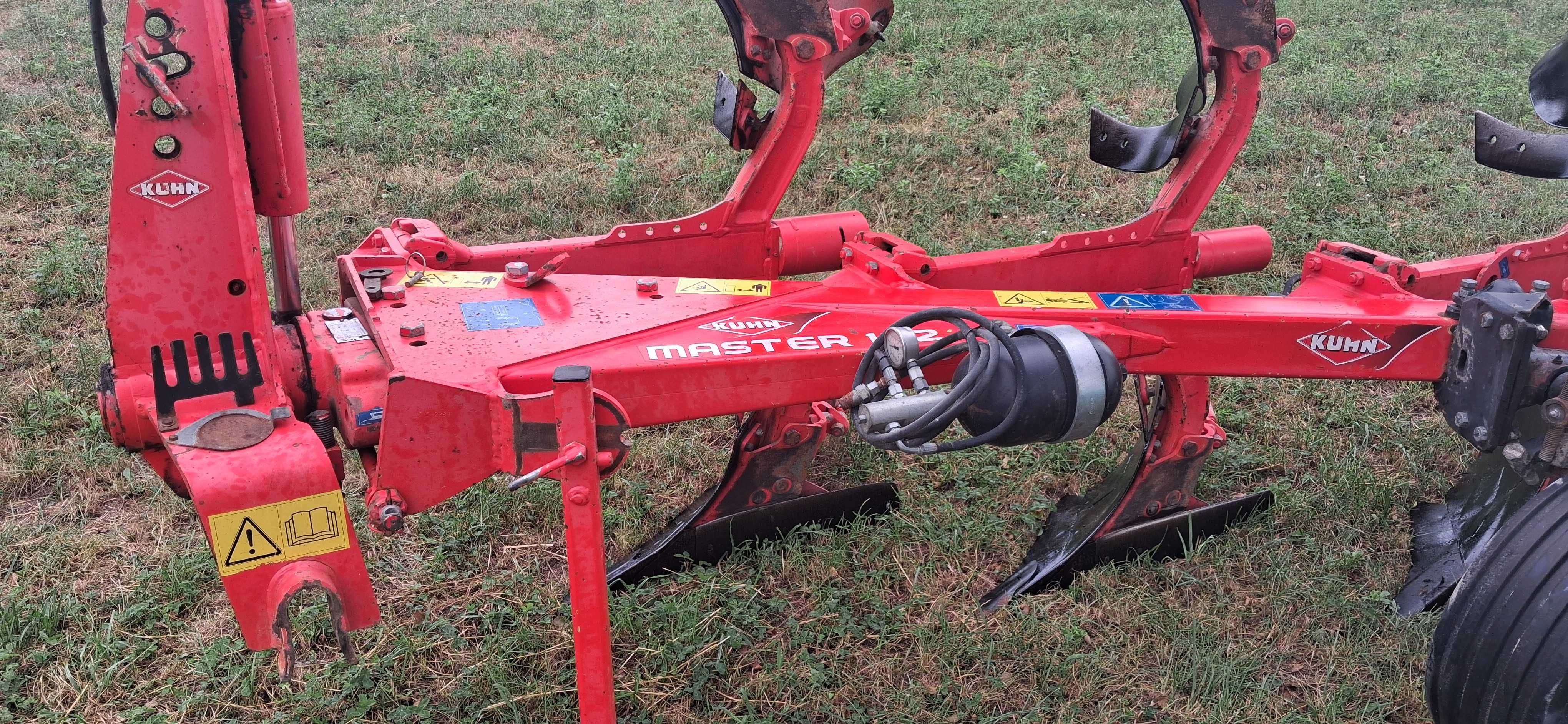 Kuhn master 102 4 skibowy 3+1 zabezpieczenia hydrauliczne
