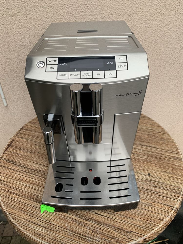 Кофемашина Delonghi  PRIMADONNA S