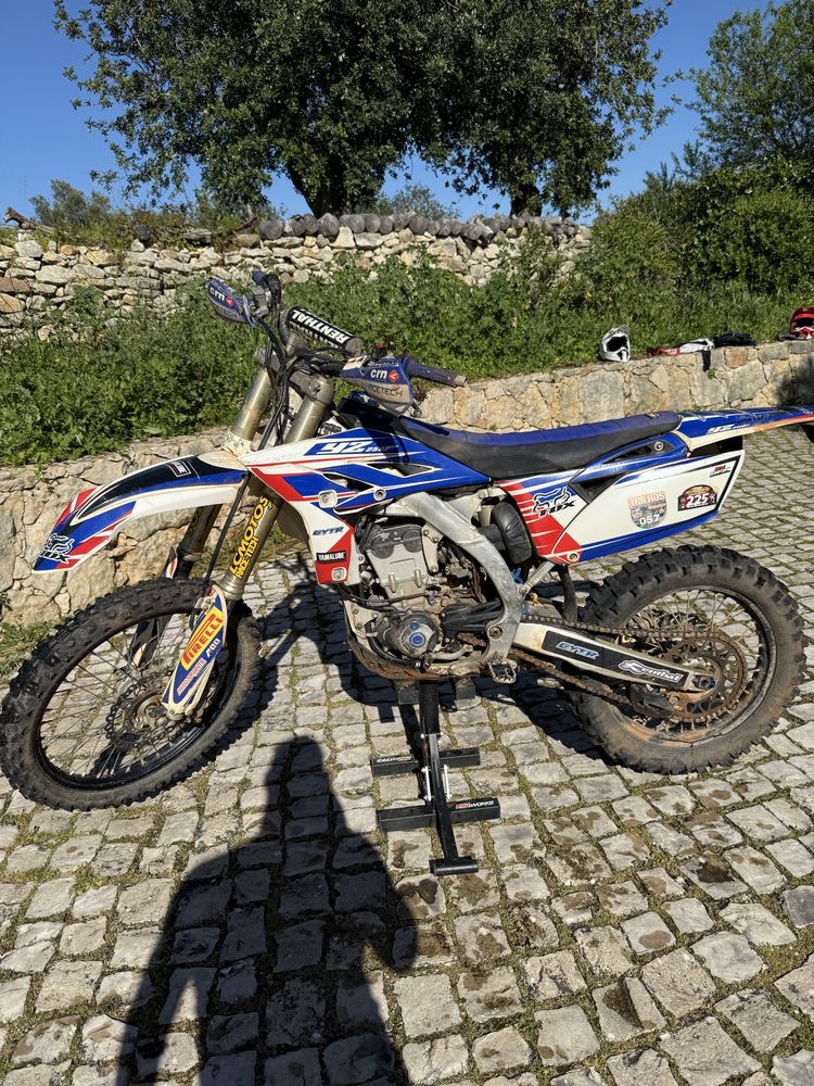 Yamaha YZF 250 matriculada - 2013