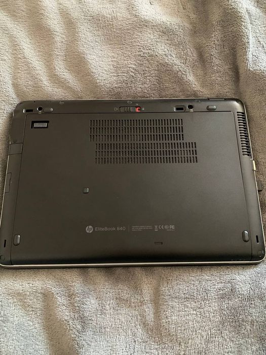 Ноутбук hp.         J