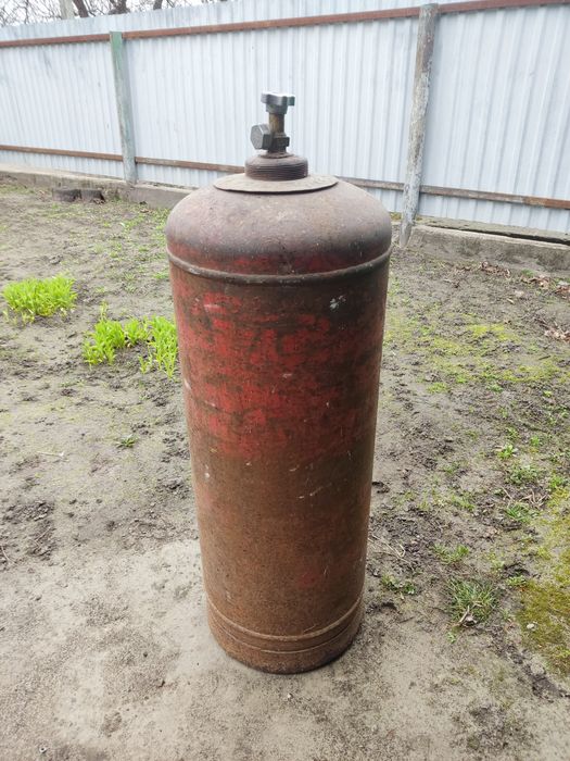 Продам газовий балон б/у 800грн