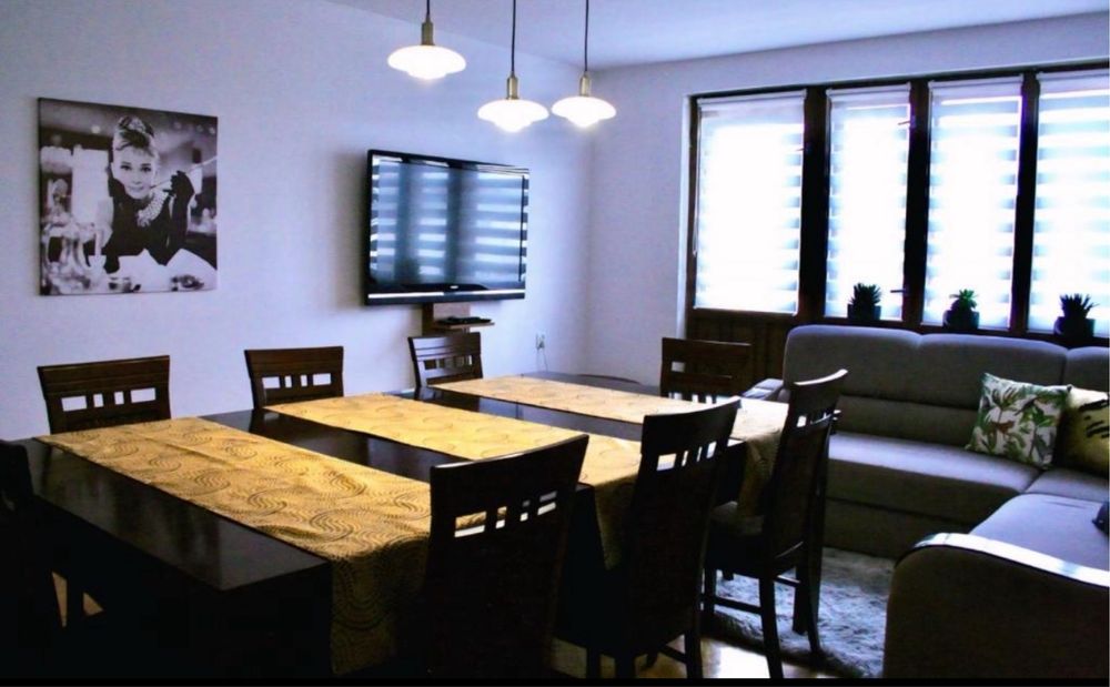 Apartament w Toruniu- 8-osobowy/ Bilard/ Parking/ Taras/ Spokój