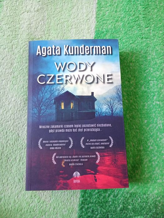 Agata Kunderman - Wody czerwone