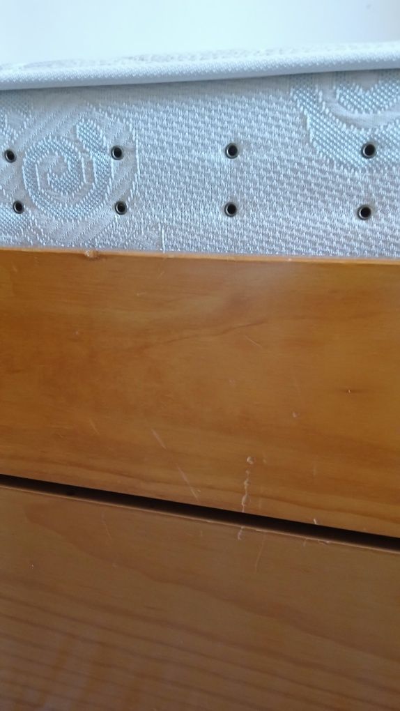 Cama solteiro c/ arrumação + colchão