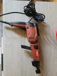 Wkrętarka HILTI SD45 z magazynkiem do wkrętów SMD57