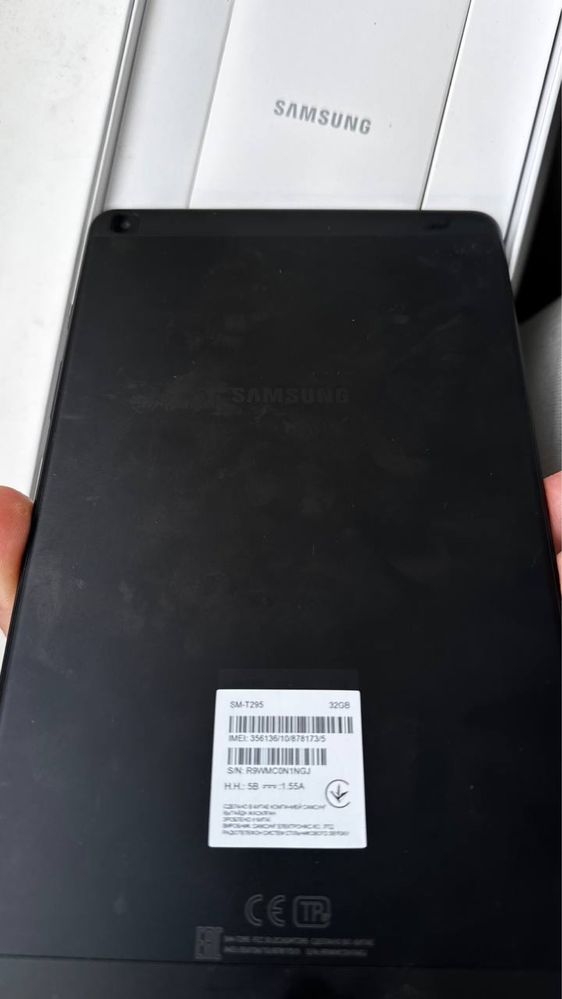 Планшет Samsung sm-t290