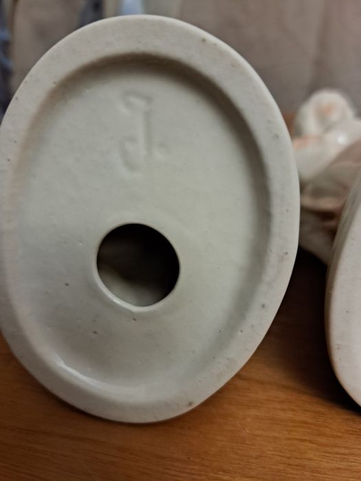 Figurki porcelana para aniołów opiekuńczych stróży tzw Śląsk  stare