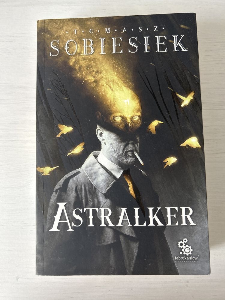 Astralker Tomasz Sobiesiek książka NOWA fabryka słów