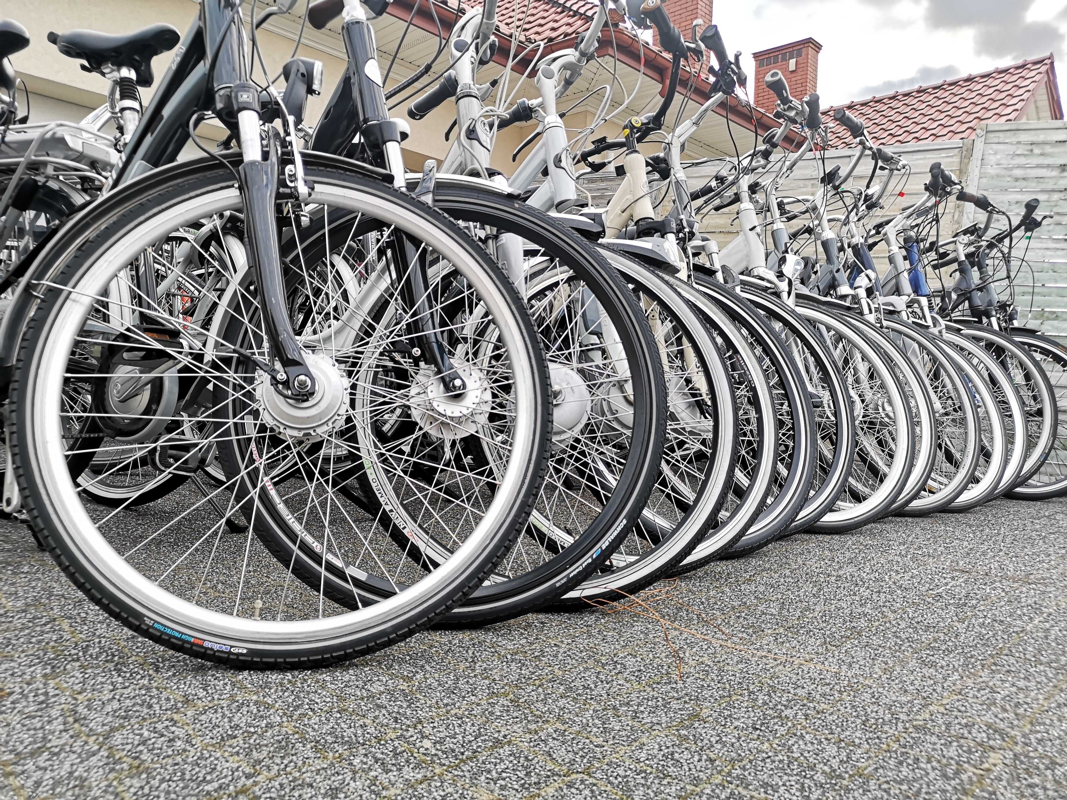 E73 trek bionx elektryczny shimano nexus 7