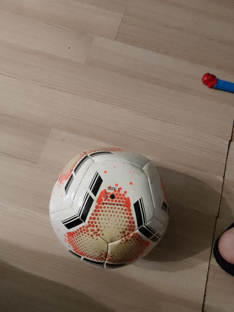 Футбольный мяч для мальчиков