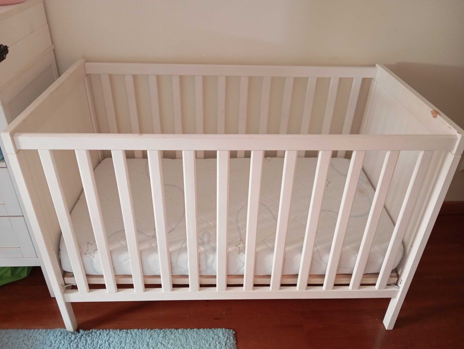 Berço Sundvik IKEA + Colchão Futurocol