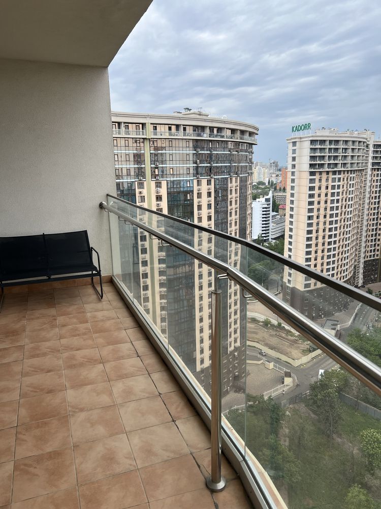 Продаж 1к квартири 51,9 кв. м по вул. Генуезька,  3-в  «42 Перлина»