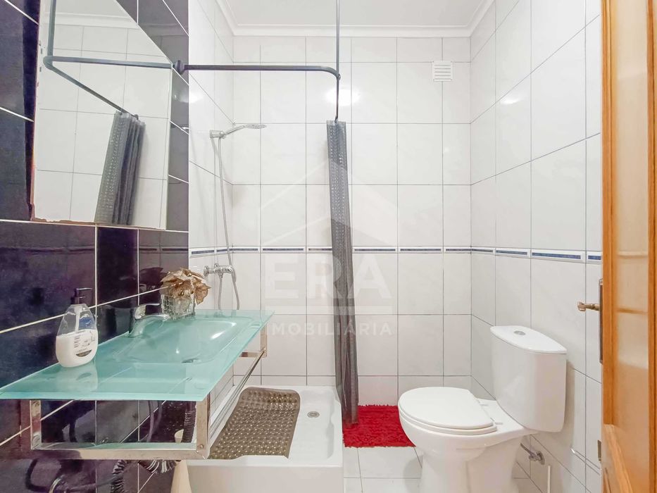 Moradia T3 com Piscina, Jardim e Terraços em Alquerubim, Aveiro