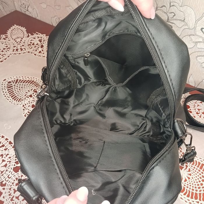 Женская сумка (рюкзак )