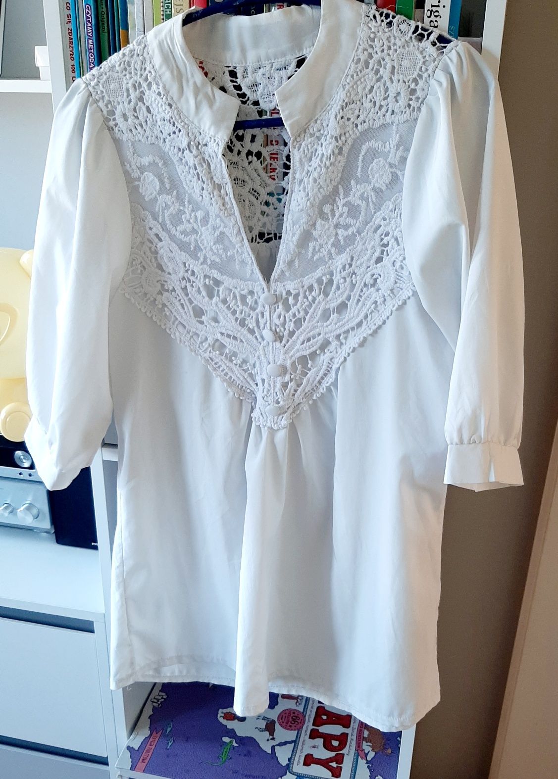 Biała koszula boho