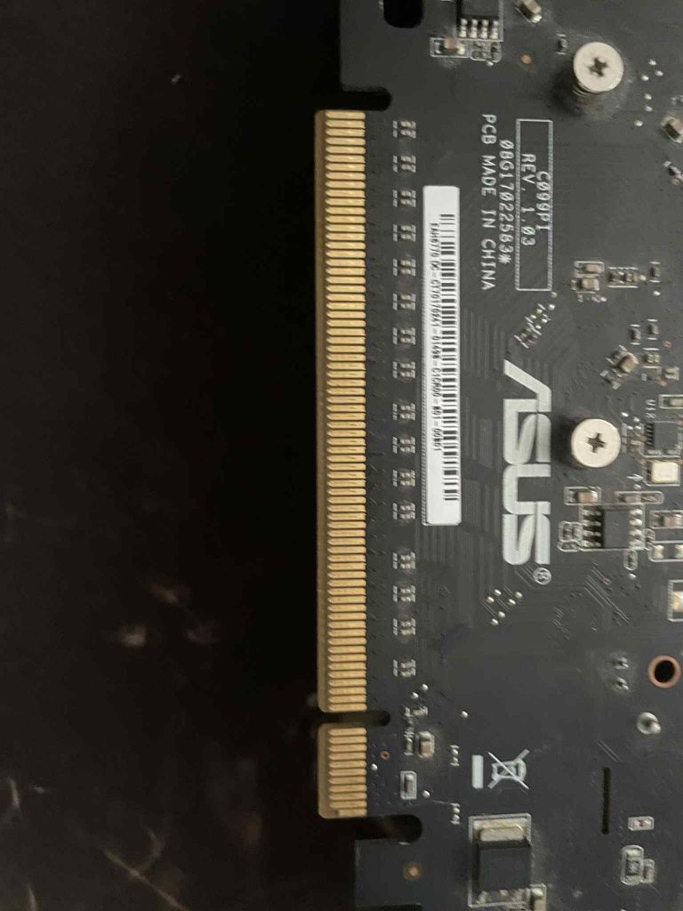 ASUS Radeon HD 6770 1GB