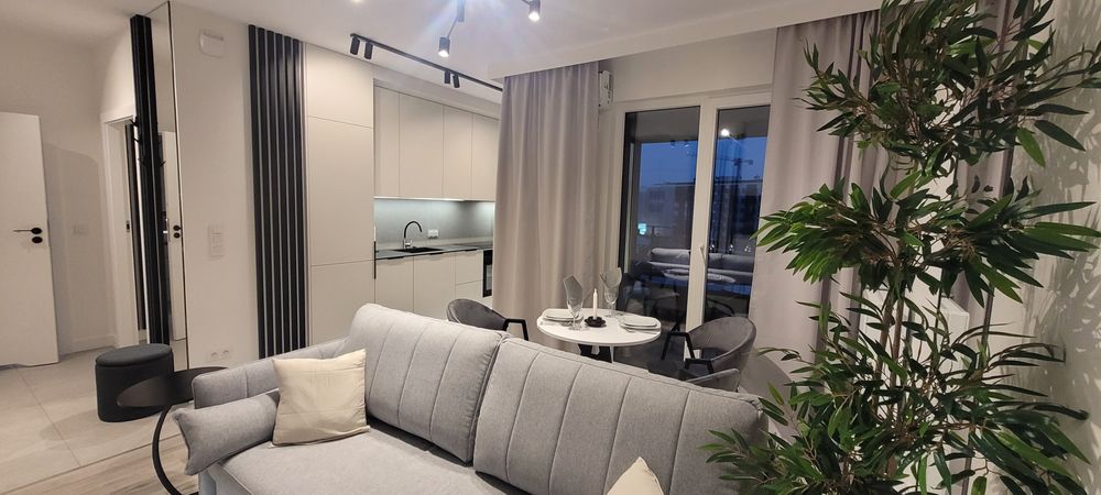 2 pokojowe mieszkanie, klimatyzacja , parking,  Bemowo